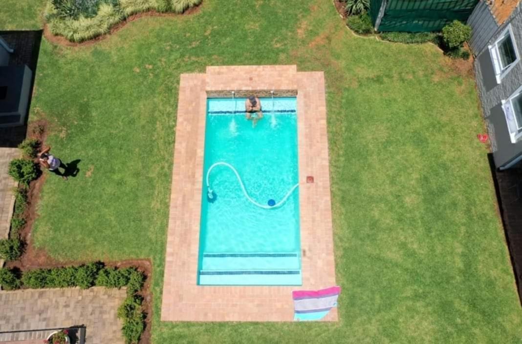 Eagle Cove Bed & Breakfast Honeydew Bagian luar foto