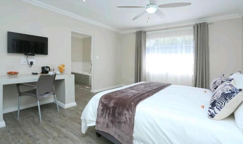 Eagle Cove Bed & Breakfast Honeydew Bagian luar foto